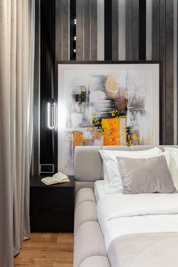 Dream Apartament On Drahomanova Street Лвив Екстериор снимка