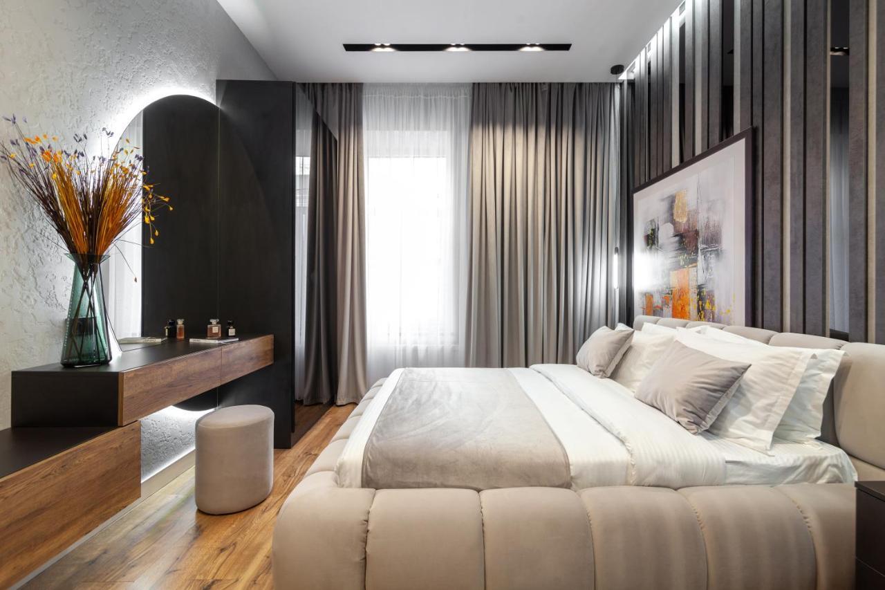 Dream Apartament On Drahomanova Street Лвив Екстериор снимка