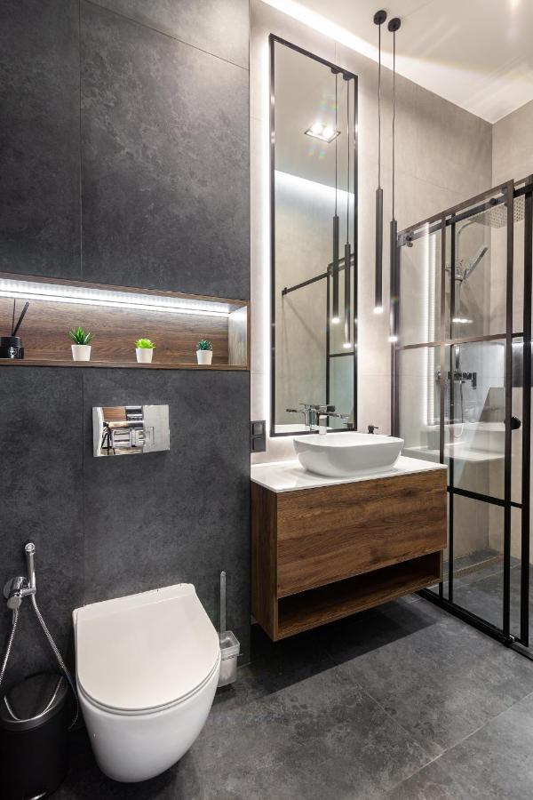 Dream Apartament On Drahomanova Street Лвив Екстериор снимка