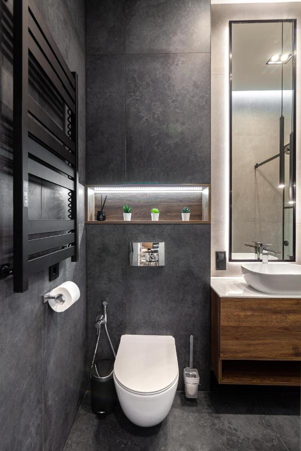 Dream Apartament On Drahomanova Street Лвив Екстериор снимка