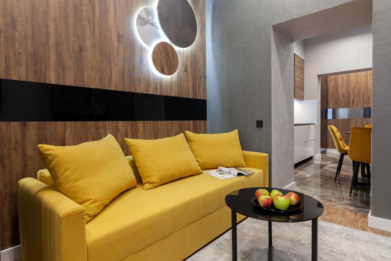 Dream Apartament On Drahomanova Street Лвив Екстериор снимка
