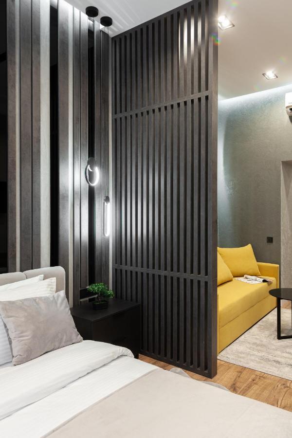 Dream Apartament On Drahomanova Street Лвив Екстериор снимка