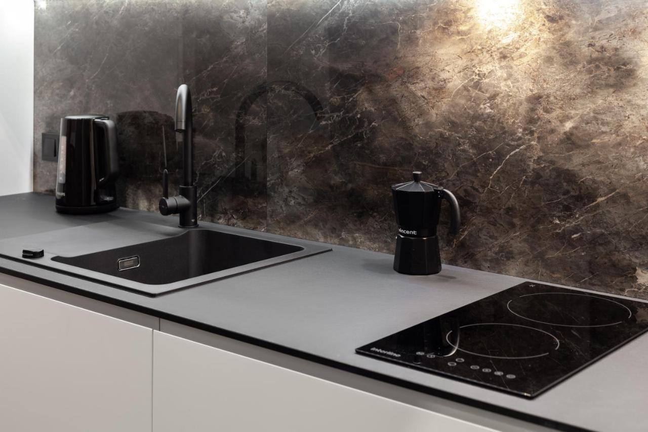 Dream Apartament On Drahomanova Street Лвив Екстериор снимка
