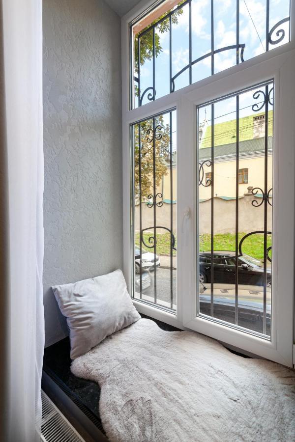 Dream Apartament On Drahomanova Street Лвив Екстериор снимка