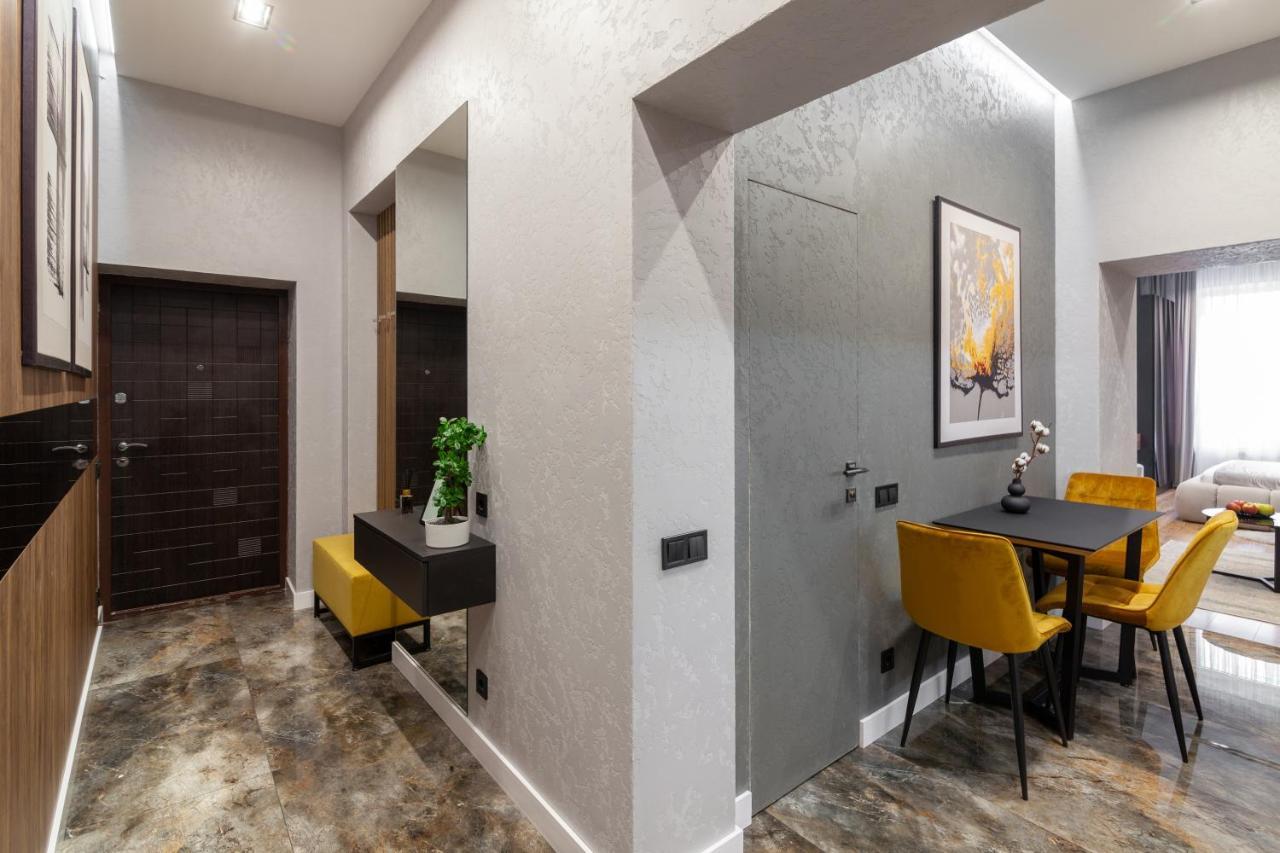 Dream Apartament On Drahomanova Street Лвив Екстериор снимка